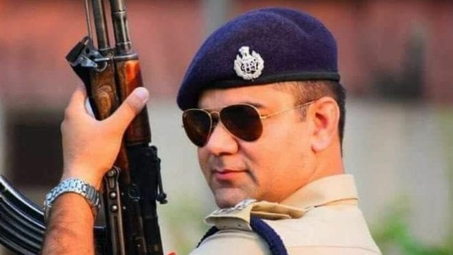 रामपुर में छह साल की बच्ची के कथित बलात्कारी को IPS अजयपाल शर्मा ने सीधे मारी गोली