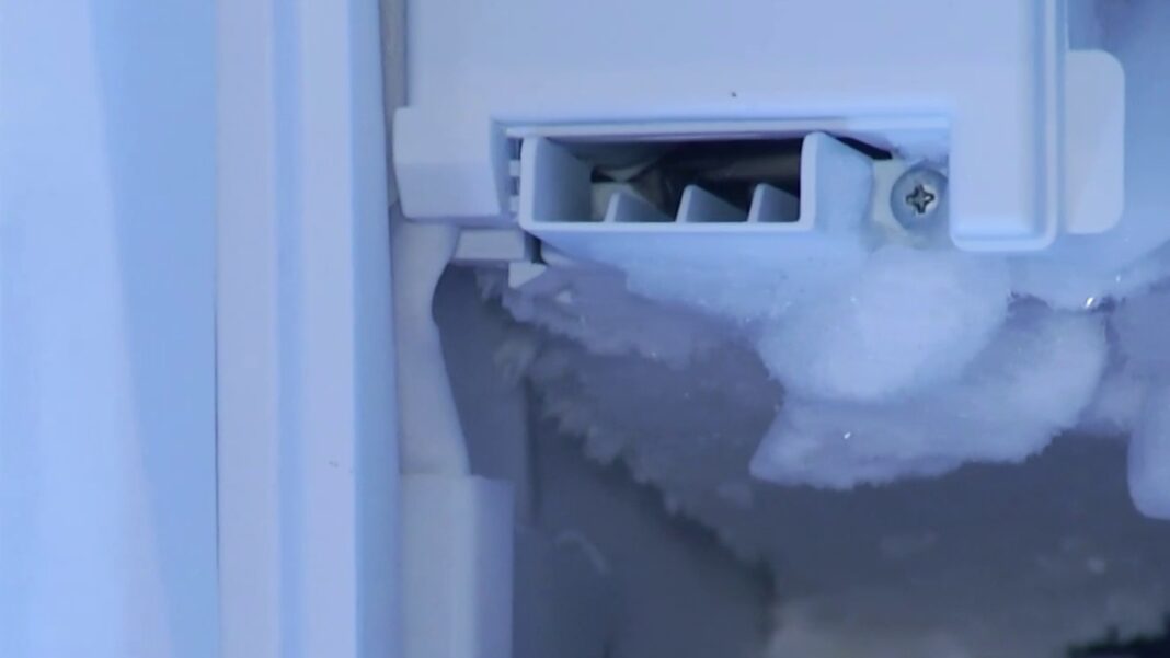 Samsung ice maker freezing up